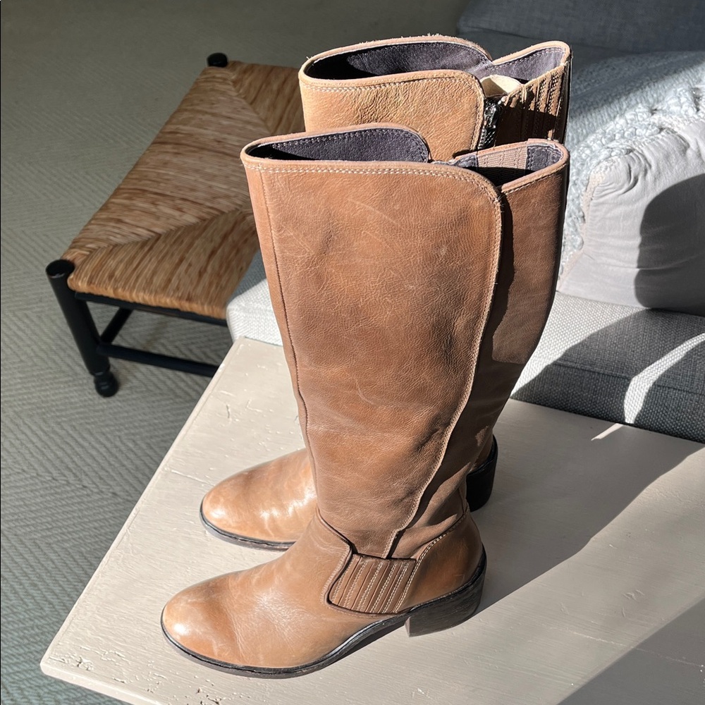 Donald Pliner “Envy” Tan  Knee-High Leather Boots size 8.5 - Picture 2 of 11